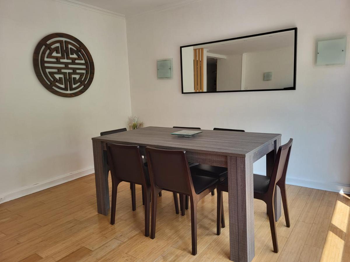 מונטרוג' Spacious And Comfortable Apartment - Perfect For Families & Friends - Near Public Transportation מראה חיצוני תמונה